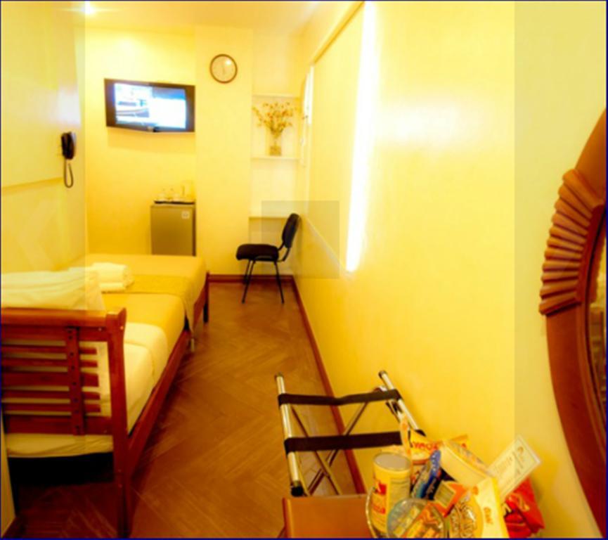 Avitel Hotel Makati City Rom bilde