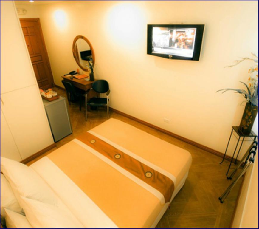 Avitel Hotel Makati City Rom bilde