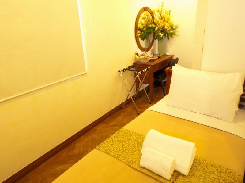 Avitel Hotel Makati City Eksteriør bilde