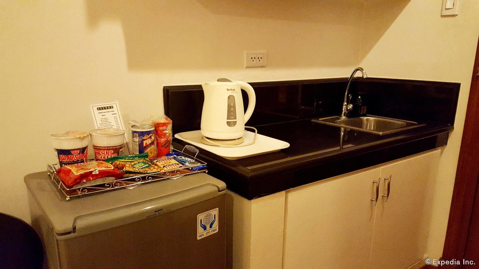 Avitel Hotel Makati City Eksteriør bilde