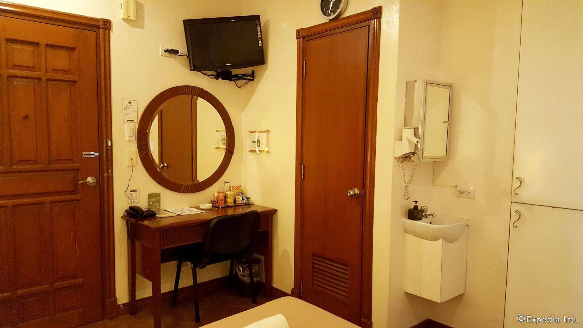 Avitel Hotel Makati City Eksteriør bilde