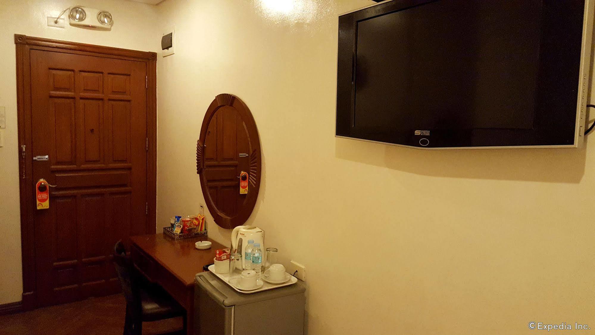 Avitel Hotel Makati City Eksteriør bilde