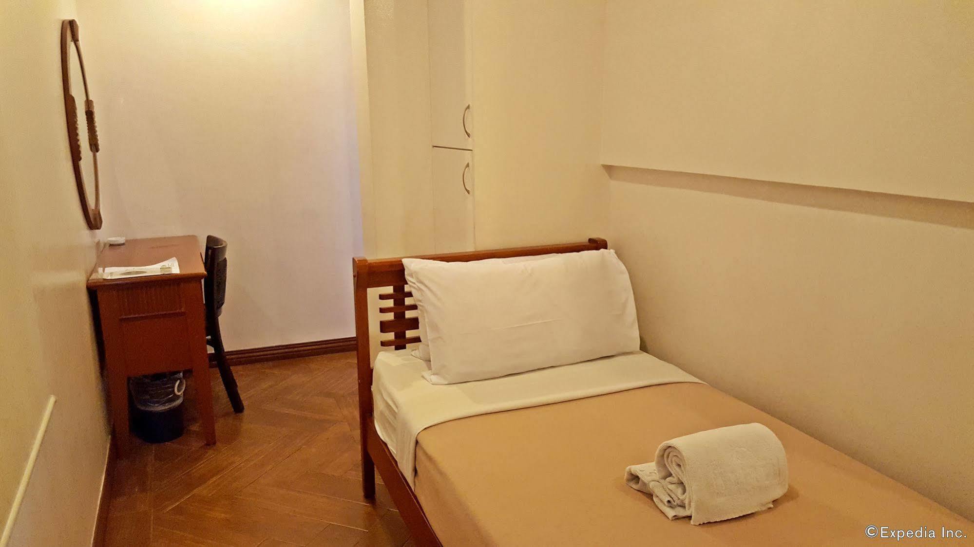 Avitel Hotel Makati City Eksteriør bilde