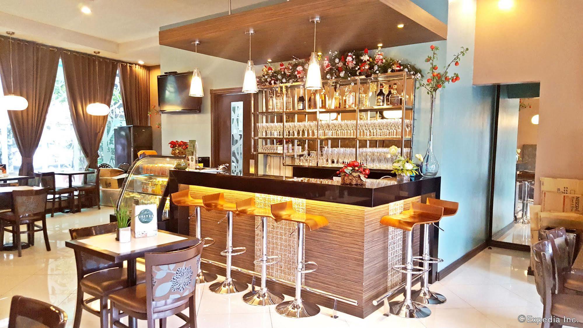 Avitel Hotel Makati City Eksteriør bilde